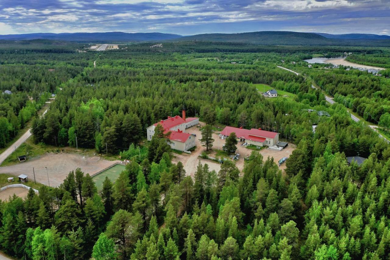 Kuukkeli Ivalo Airport Inn Dış mekan fotoğraf