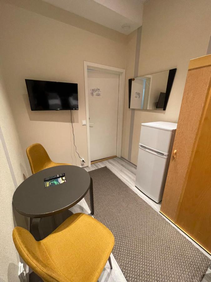 Kuukkeli Ivalo Airport Inn Dış mekan fotoğraf