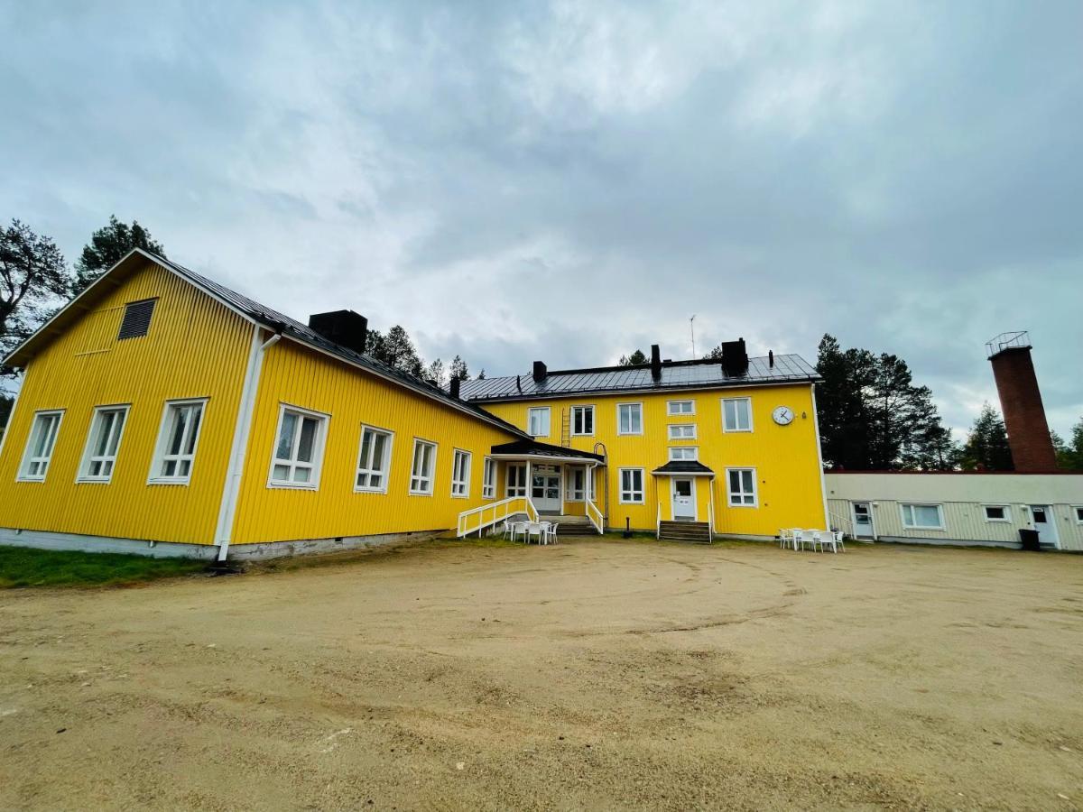 Kuukkeli Ivalo Airport Inn Dış mekan fotoğraf