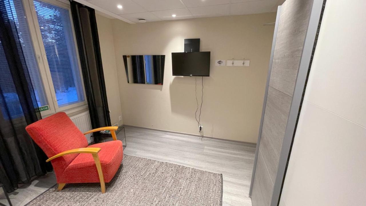 Kuukkeli Ivalo Airport Inn Dış mekan fotoğraf