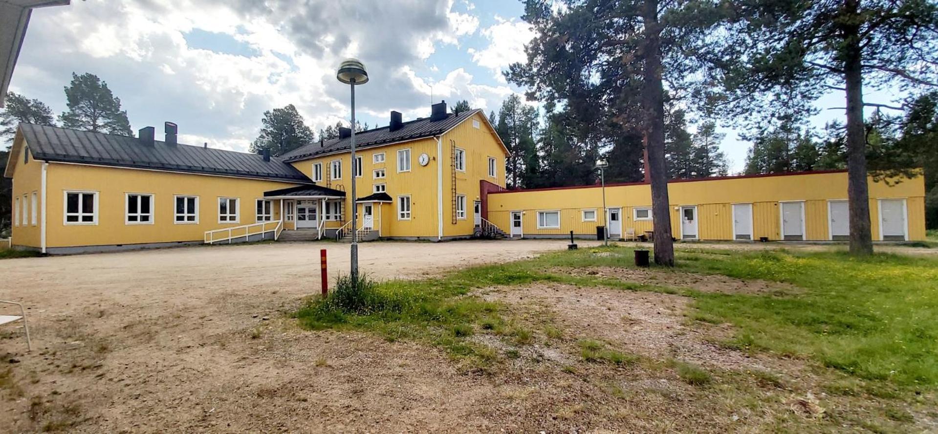 Kuukkeli Ivalo Airport Inn Dış mekan fotoğraf